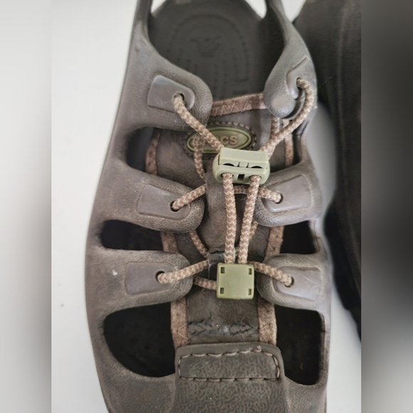 UNISEX Crocs Trailbreak Closed Toe Tan Rubber Sandals Size W10 / M8
LEAVING 5/1 - Picture 7 of 13